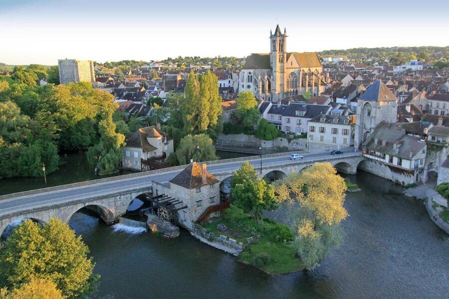 Privatunterkunft Chez Mamichou Moret-sur-Loing